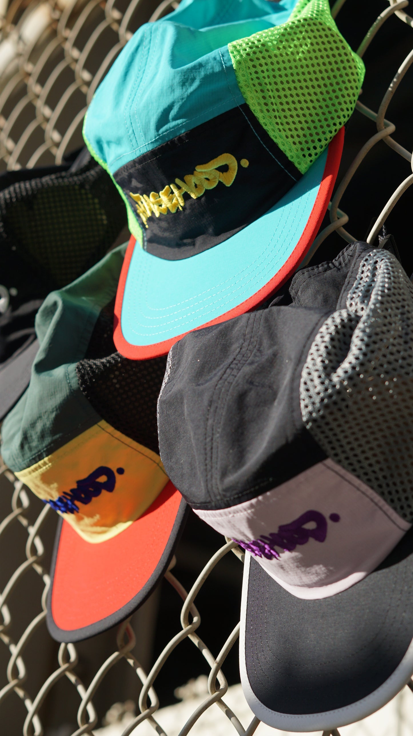 The Big TAG. Runner Mesh Five-Panel Cap - FALSEHOOD.
