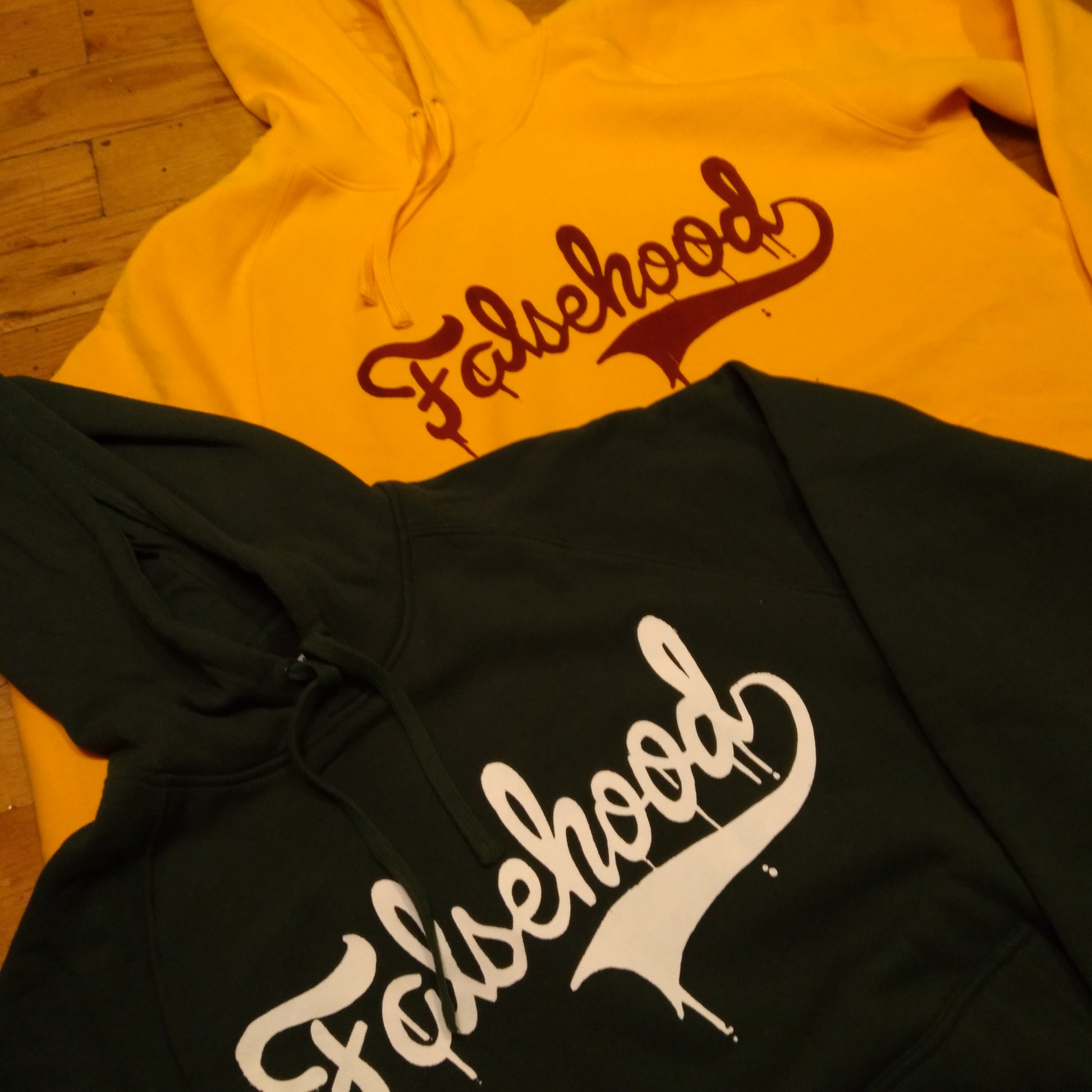 The Script TAG. Hoody - FALSEHOOD.