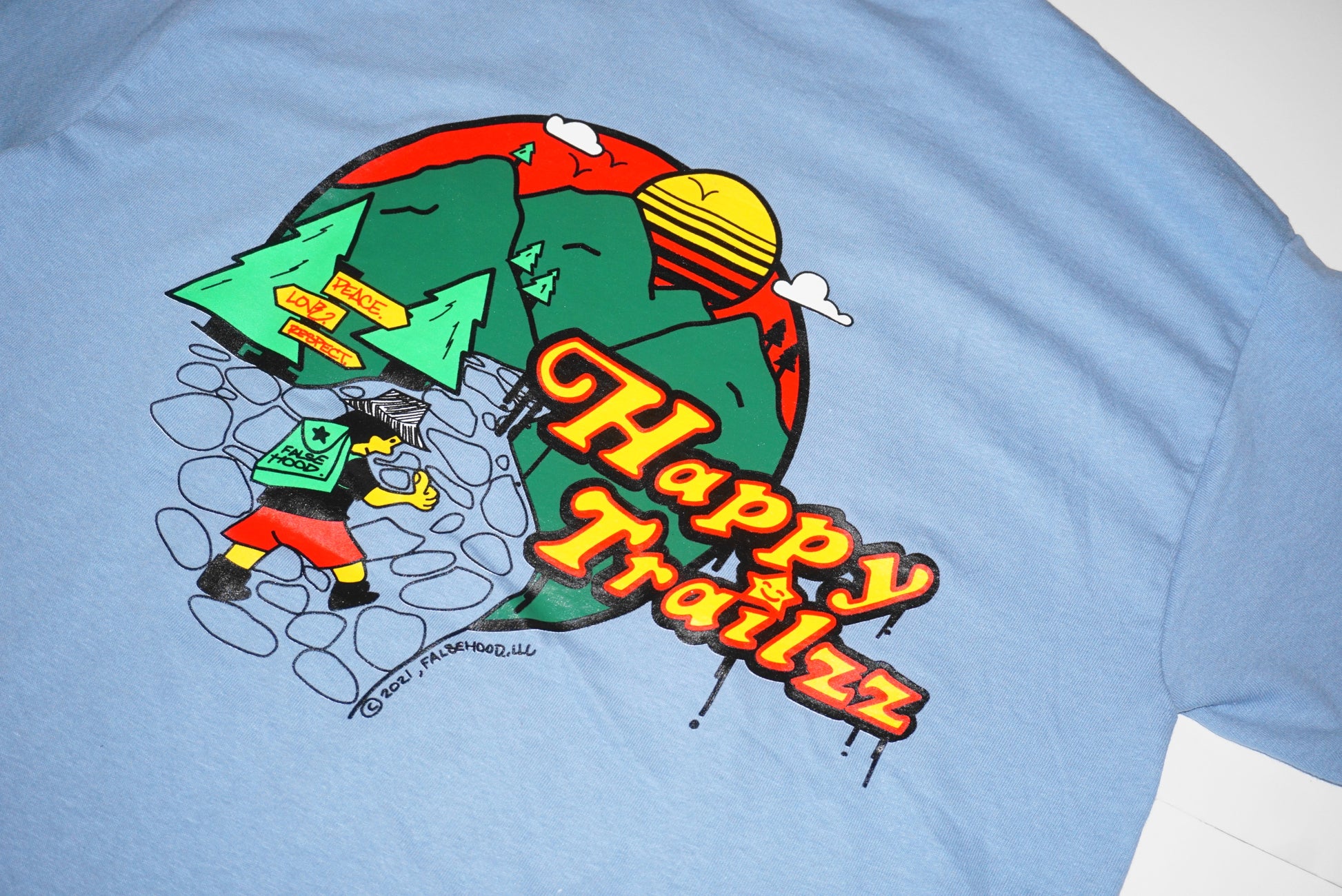 Happy Trailzz © Tee - FALSEHOOD.