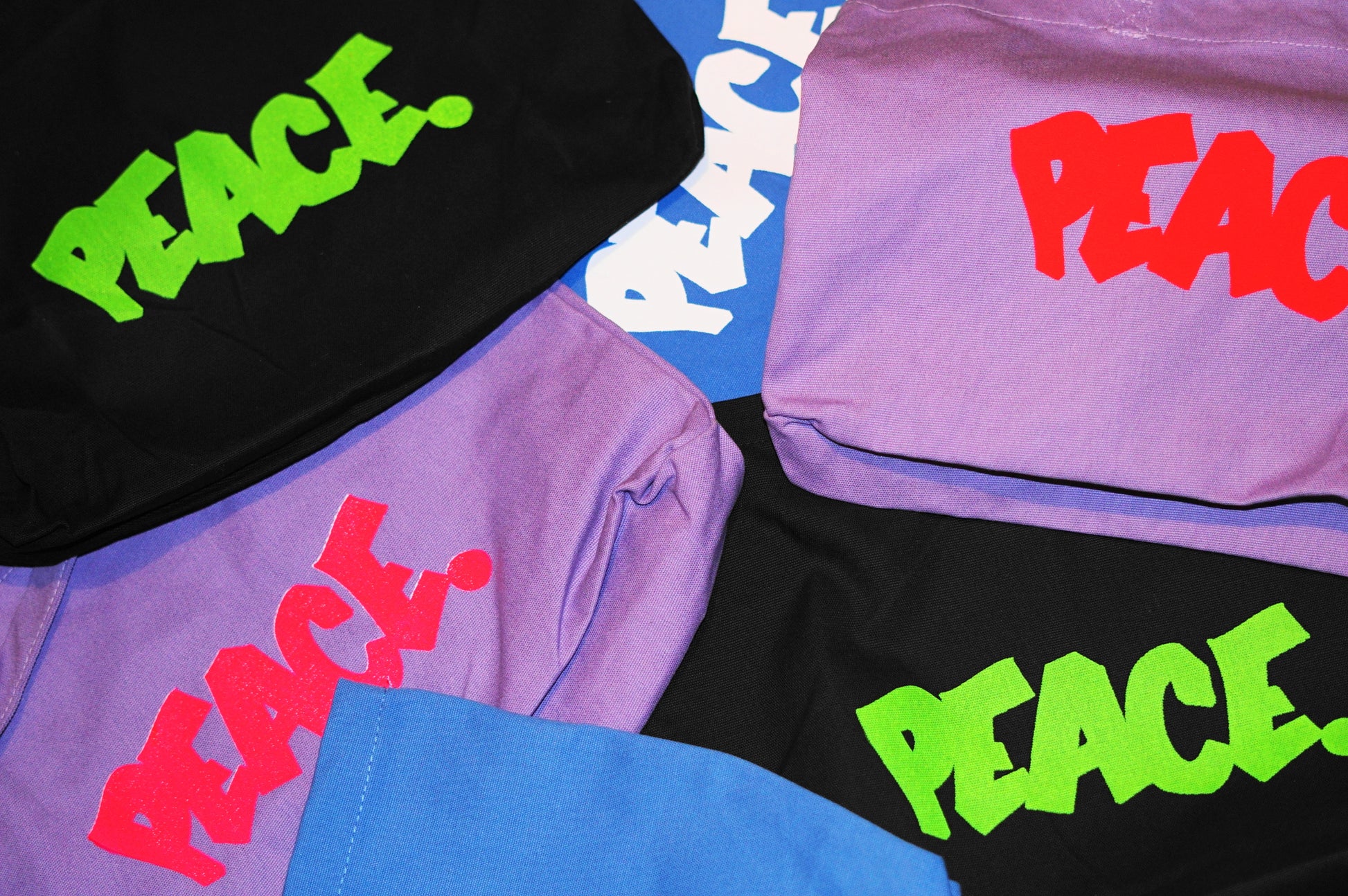 PEACE. Tote Bag - FALSEHOOD.