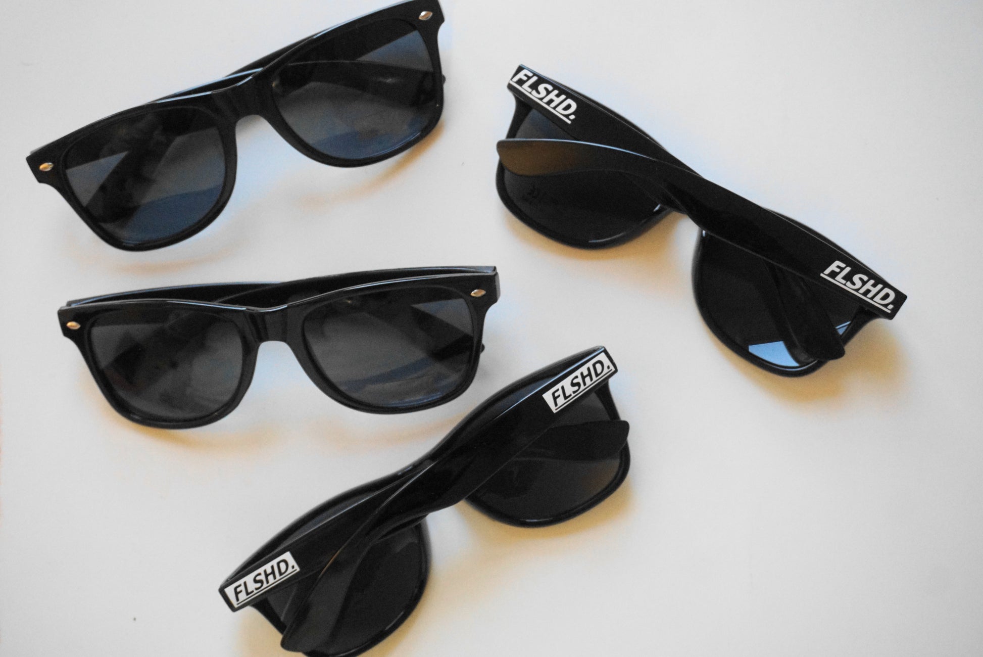 FLSHD. Box Logo Sunglasses - FALSEHOOD.