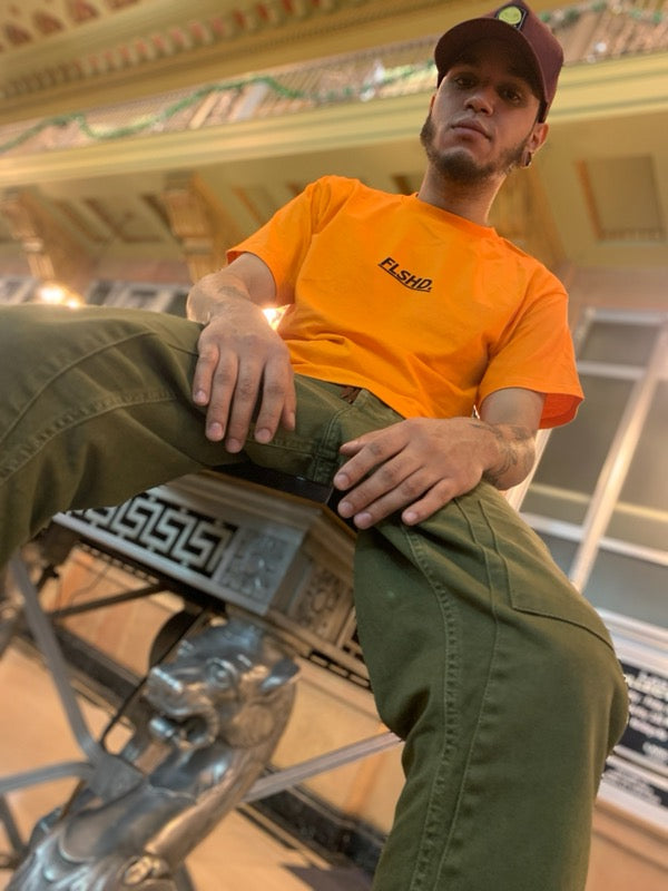 HOMAGE. Tee - FALSEHOOD.