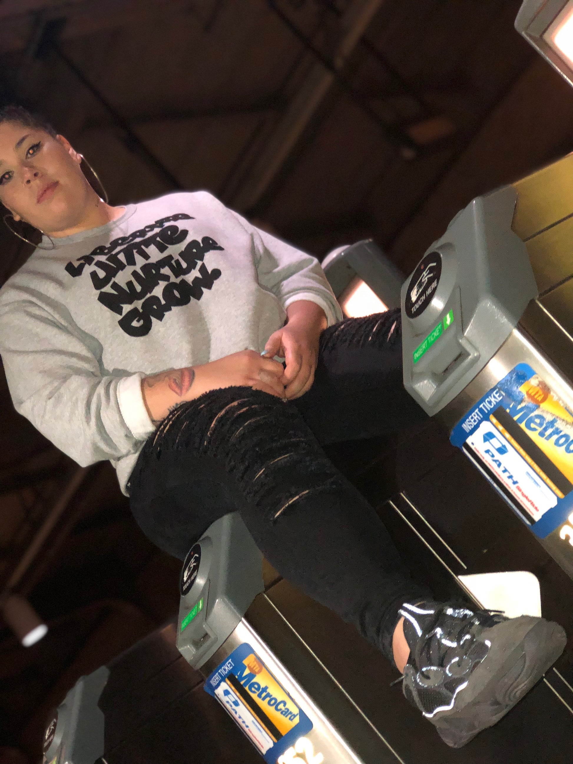 LUNG. Crewneck Sweater - FALSEHOOD.