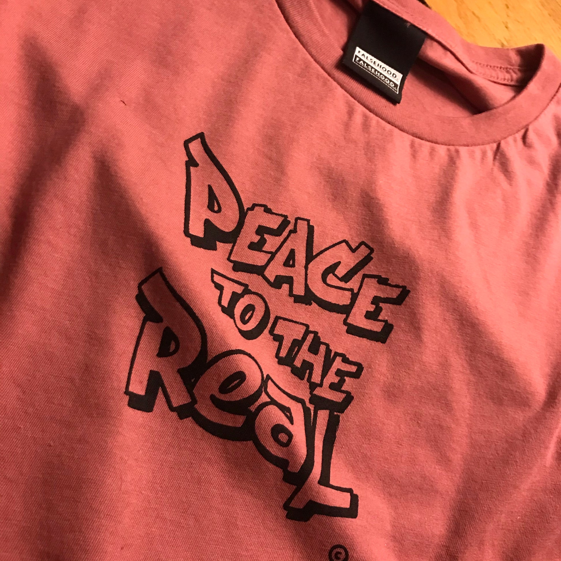 WMNS - PEACE TO THE REAL. © Crop Tee - FALSEHOOD.
