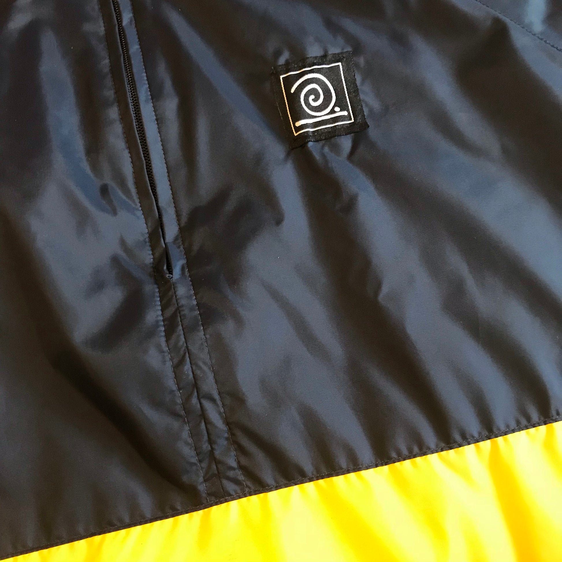 MIND OVER MATTER. Quarter-Zip Pullover Jacket - FALSEHOOD.