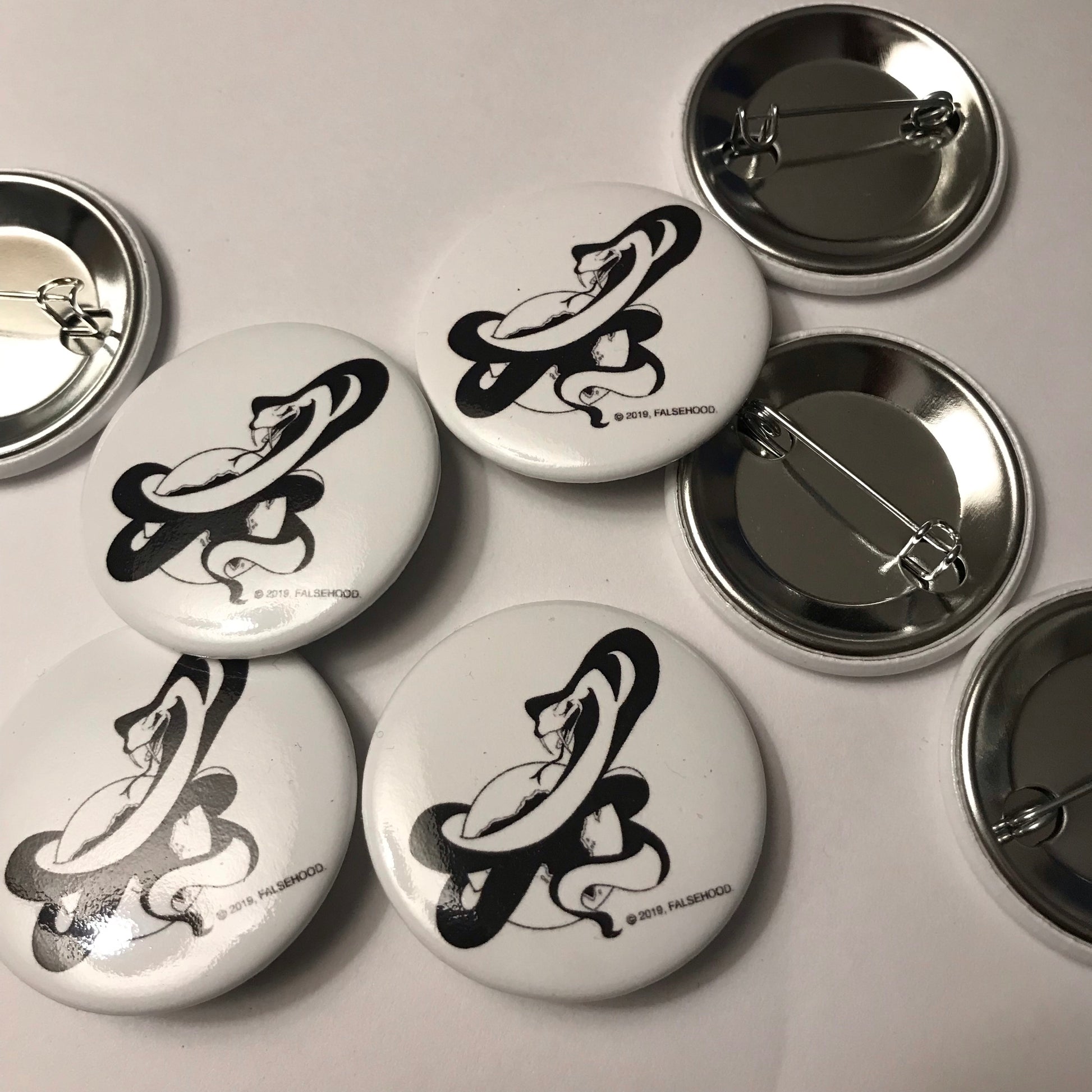 Accessories Pack. - FALSEHOOD.