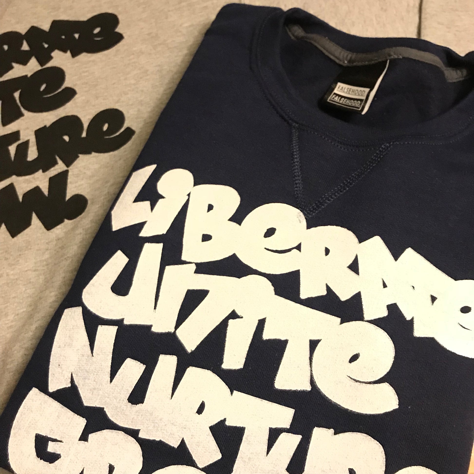 LUNG. Crewneck Sweater - FALSEHOOD.