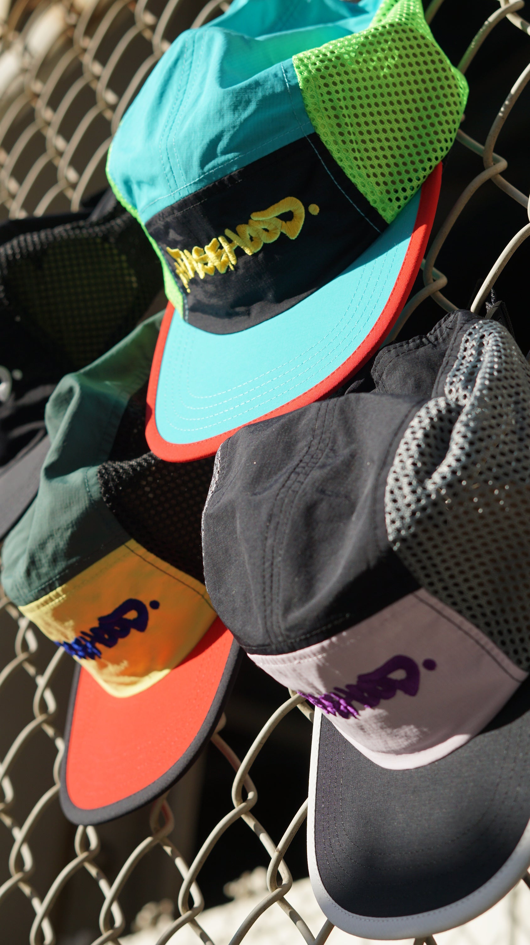 The Big TAG. Runner Mesh Five-Panel Cap - FALSEHOOD.
